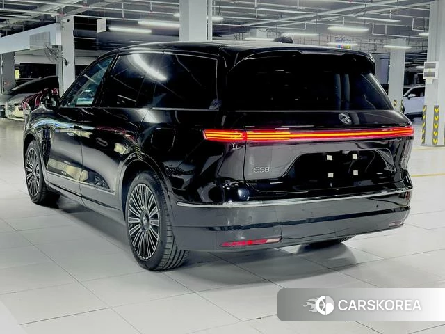 Weilai ES8 2026 Черный из Китая