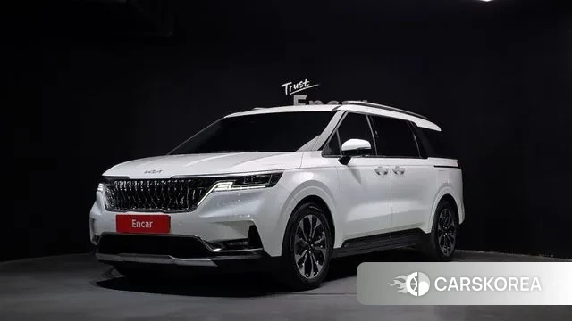 Kia Carnival 4th generation 2023 Белый из Кореи