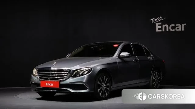 Mercedes-Benz E-Class W213 2019 Серый из Кореи