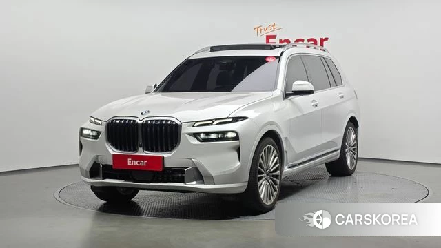 BMW X7 (G07) 2023 Белый из Кореи