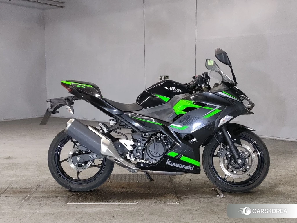 Проданный Kawasaki NINJA 400 2019 из Японии