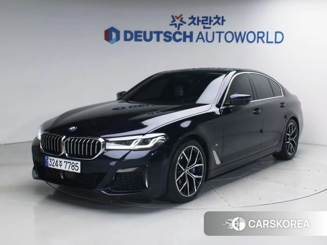 BMW 5 Series (G30) 2023 Черный из Кореи