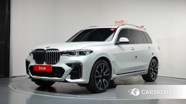 BMW X7 (G07) 2022 Белый из Кореи