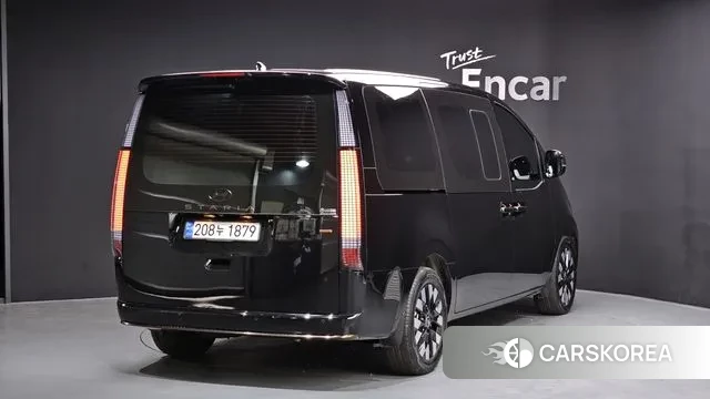 Hyundai Staria 2024 Черный из Кореи