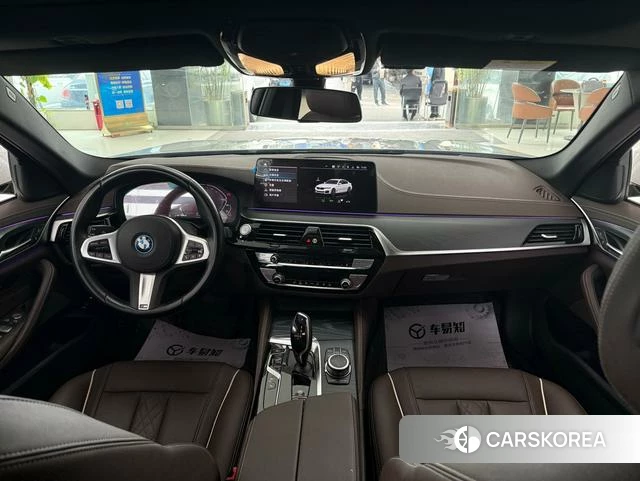 BMW 5 series PHEV 2022 Белый из Китая