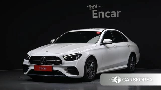 Mercedes-Benz E-Class W213 2023 Белый из Кореи
