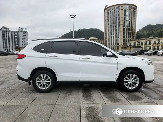 Haval M6 2023 Белый из Китая
