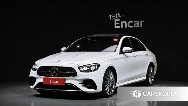Mercedes-Benz E-Class W213 2022 Белый из Кореи