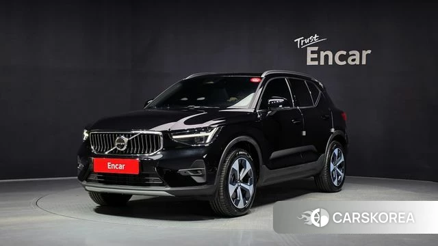 Volvo XC40 2025 Черный из Кореи