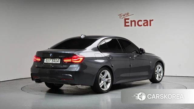 BMW 3 Series (F30) 2018 Серый из Кореи