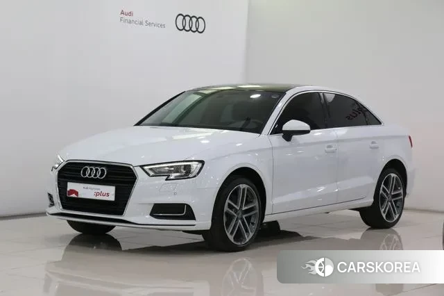 Audi New A3 2019 Белый из Кореи