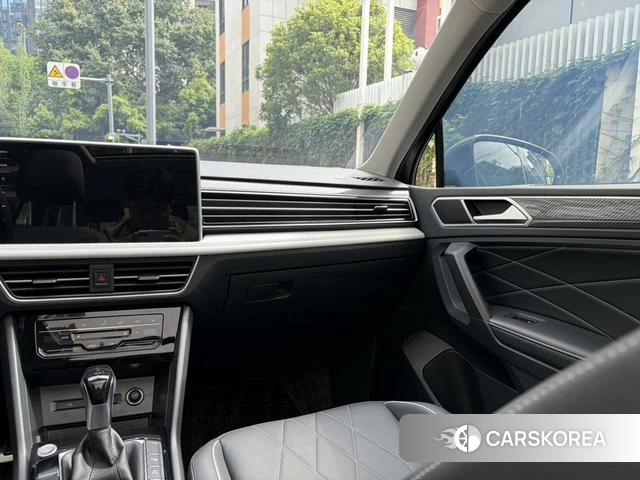 Volkswagen Tiguan L 2025 Черный из Китая