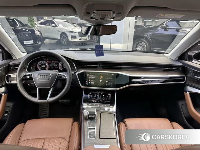 Audi A6L 2021 Черный из Китая