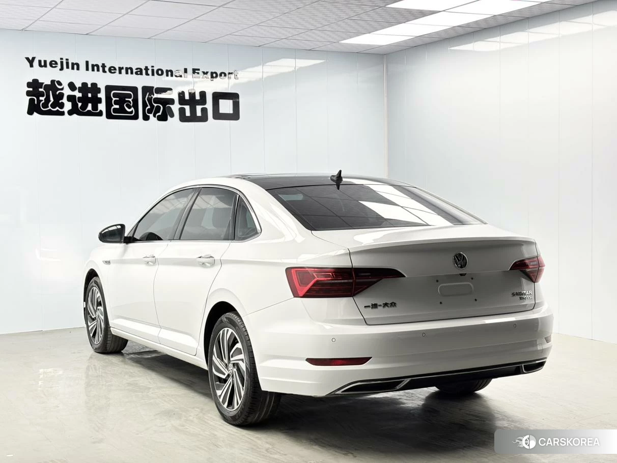 Volkswagen Sagitar 2021 Белый из Китая