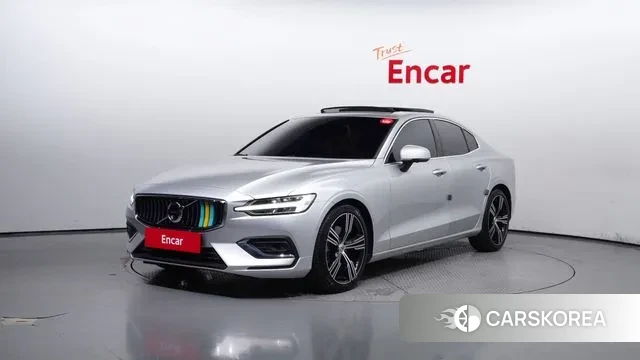 Volvo S60 3rd generation 2021 Серебряный из Кореи