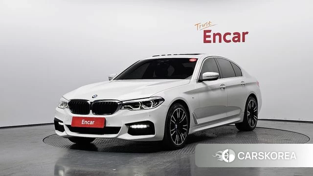 BMW 5 Series (G30) 2018 Белый из Кореи