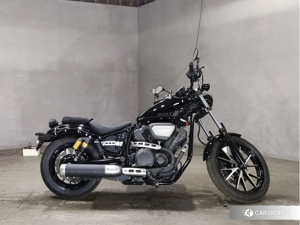 Проданный Yamaha BOLT 950R id 4173334 из Японии