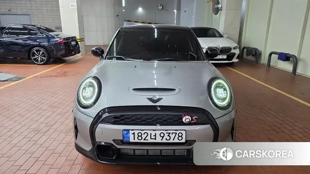 Mini Cooper S 2024 Серебристо-серый из Кореи