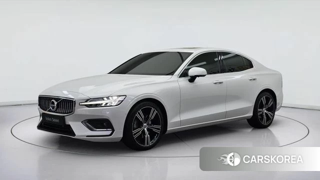 Volvo S60 3rd generation 2021 Белый из Кореи