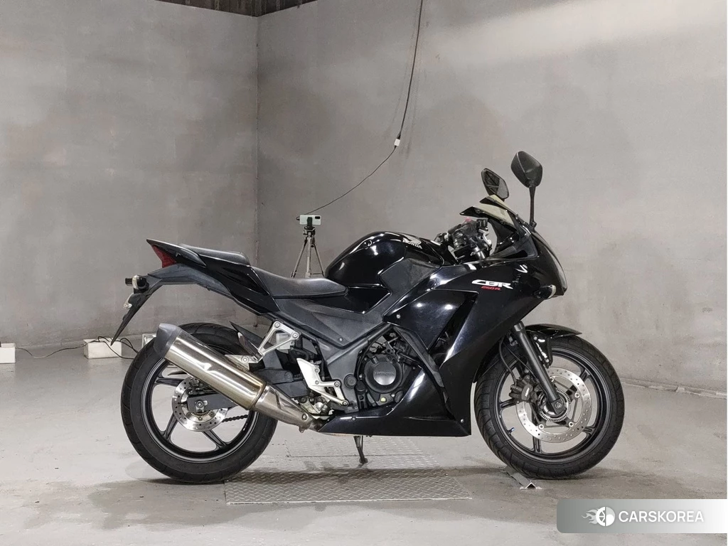 Проданный Honda CBR250R 2015 из Японии, фото 2
