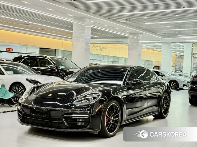 Porsche Panamera 2023 Черный из Китая