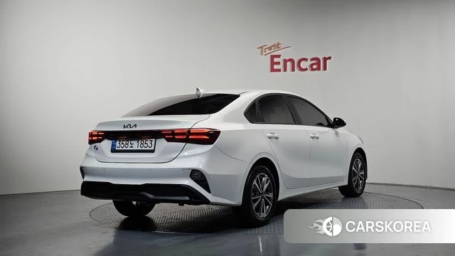 Kia The New K3 2nd generation 2024 Белый из Кореи