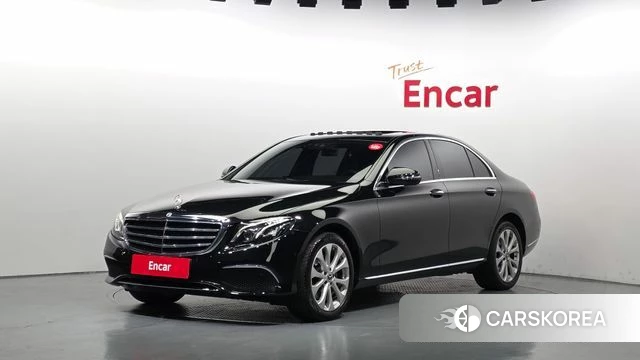 Mercedes-Benz E-Class W213 2019 Черный из Кореи