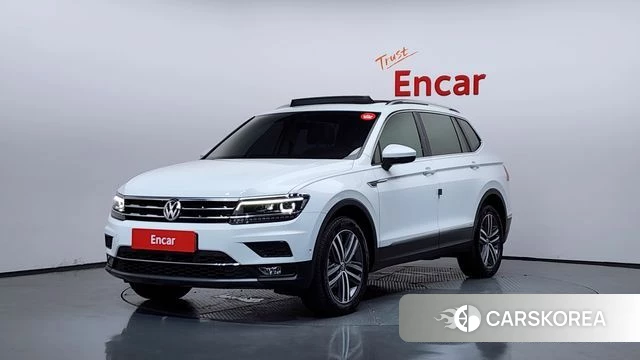 Volkswagen Tiguan Allspace 2020 Белый из Кореи