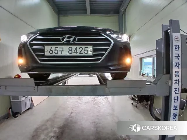 Hyundai Avante AD 2018 Черный из Кореи
