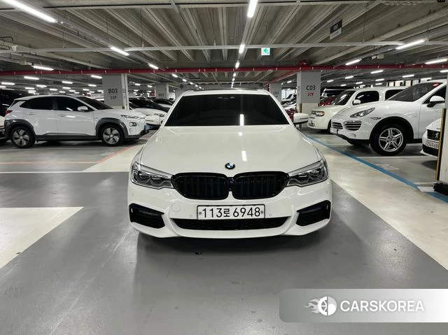 BMW 5 Series (G30) 2019 Белый из Кореи