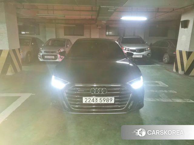 Audi A8 (D5) 2021 Черный из Кореи