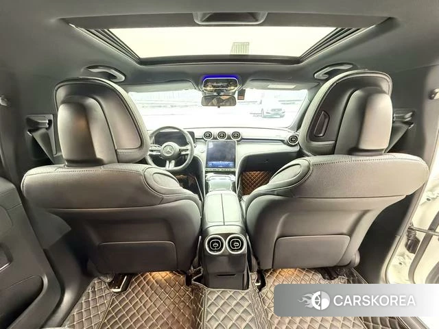 Mercedes-Benz Class C 2022 Белый из Китая