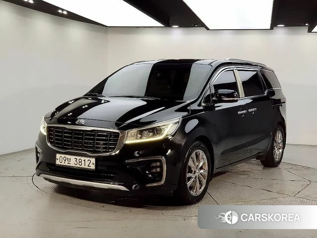 Kia The New Carnival 2018 Черный из Кореи