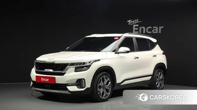 Kia Seltos 2022 Белый из Кореи