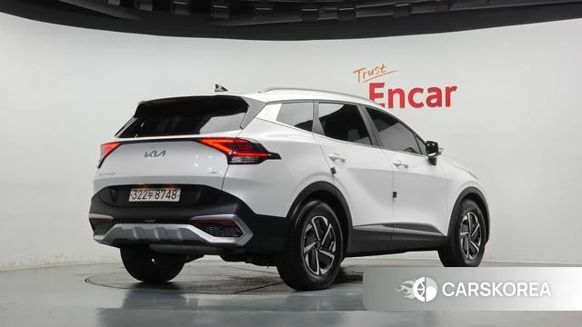 Kia Sportage 5th Generation Hybrid 2024 Белый из Кореи