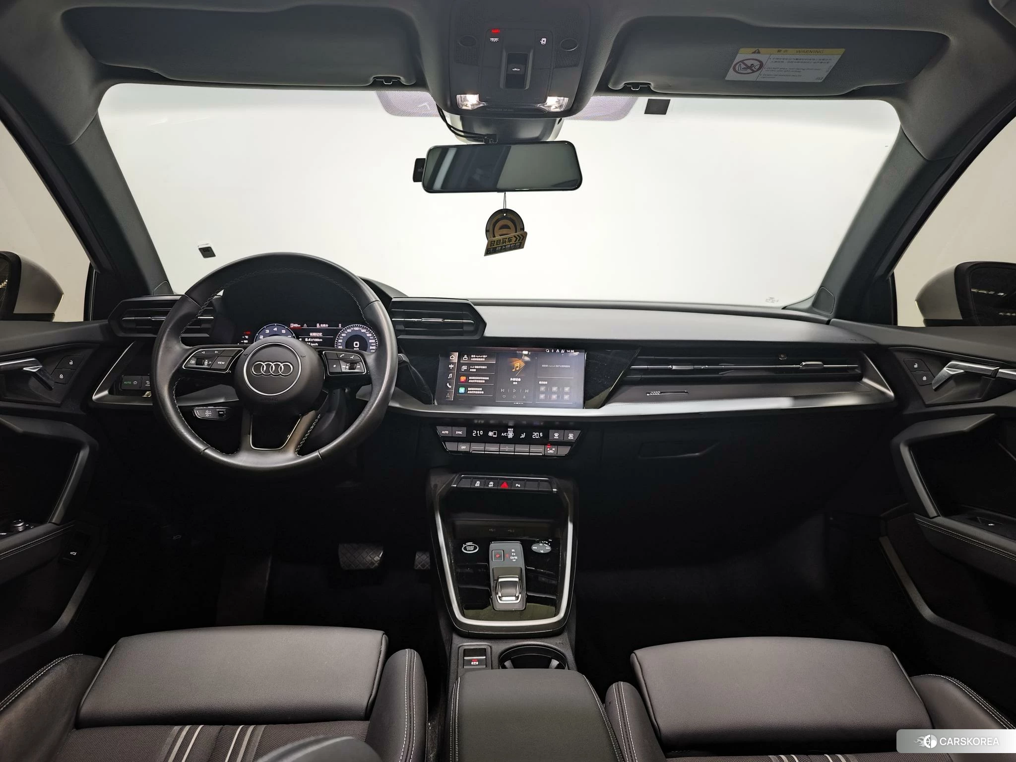 Audi A3 2022 Белый из Китая