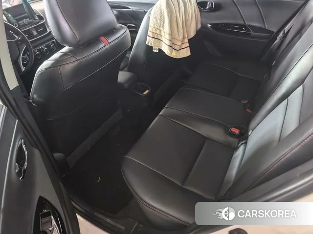 Toyota YARIS L Zhixuan 2022 Белый из Китая