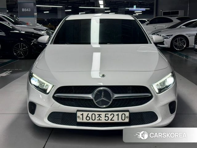 Mercedes-Benz A-Class W177 2020 Белый из Кореи