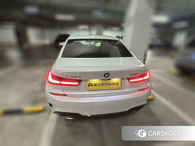 BMW 3 series 2022 Белый из Китая