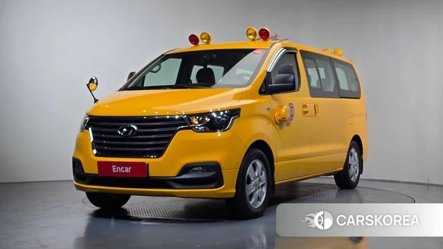 Hyundai The New Grand Starex 2019 Желтый из Кореи