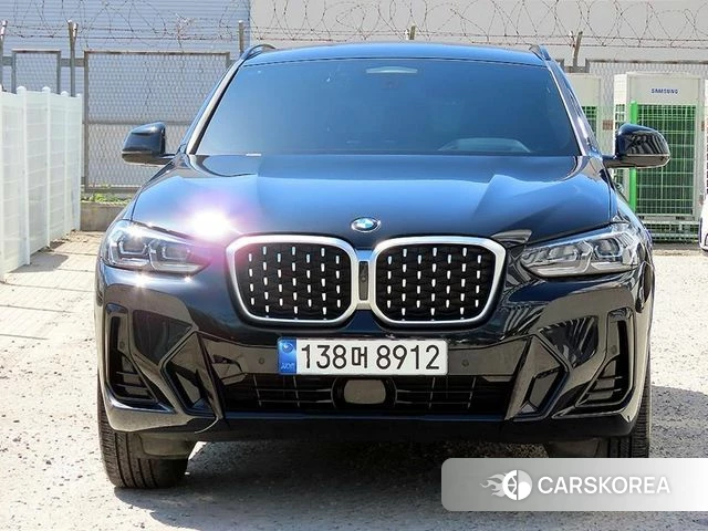 BMW X4 (G02) 2023 Черный из Кореи