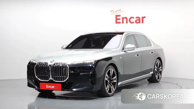 BMW i7 (G70) 2024 Черный из Кореи