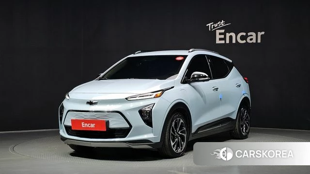 Chevrolet (GM Daewoo) Bolt EUV 2022 Светло-серебряный цвет из Кореи