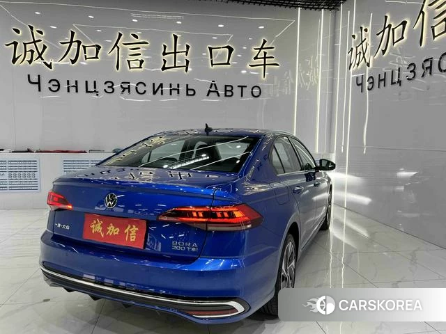 Volkswagen Bora 2023 Синий из Китая