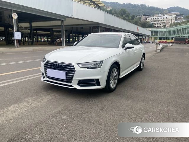 Audi A4L 2019 Белый из Китая