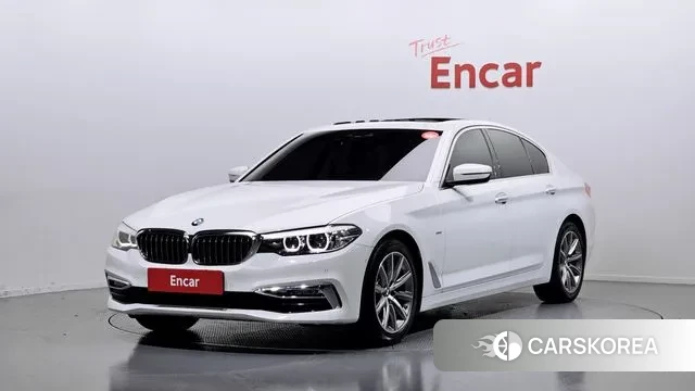 BMW 5 Series (G30) 2018 Белый из Кореи