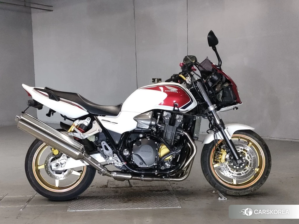 Проданный Honda CB1300SF BOLDOR 2012 из Японии