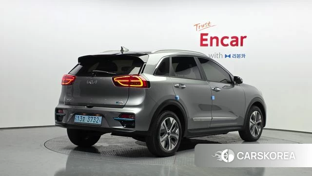 Kia Niro EV 2021 Серебристо-серый из Кореи
