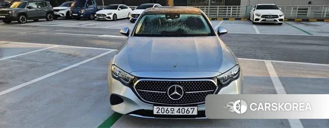 Mercedes-Benz E-Class W214 2025 Серебряный из Кореи