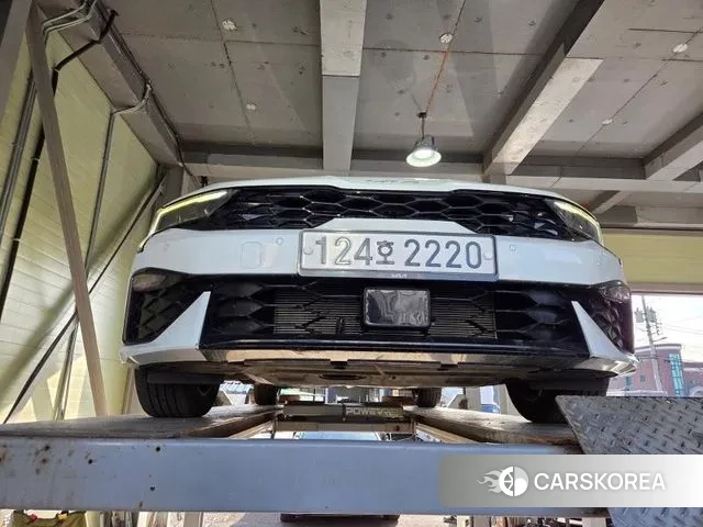 Kia The New K5 3rd generation 2024 Белый из Кореи